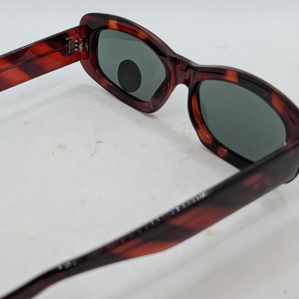 Tortoise Shell Sunglasses - Picture 4 of 8